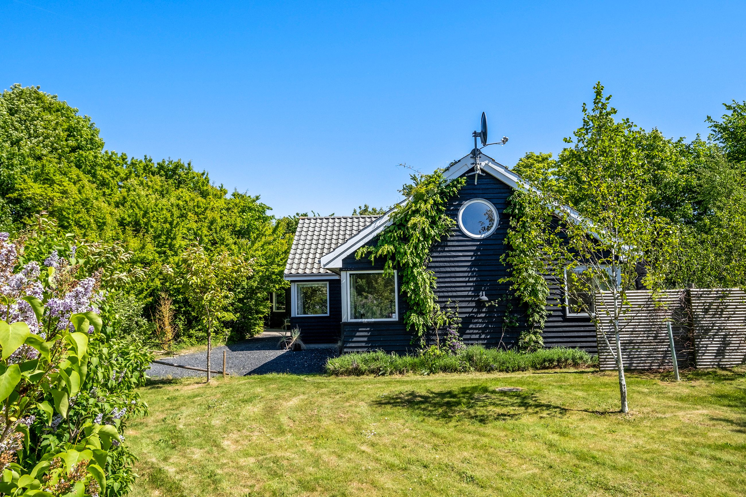 Vejbyvej 3B, Tisvildeleje - Ejendommen