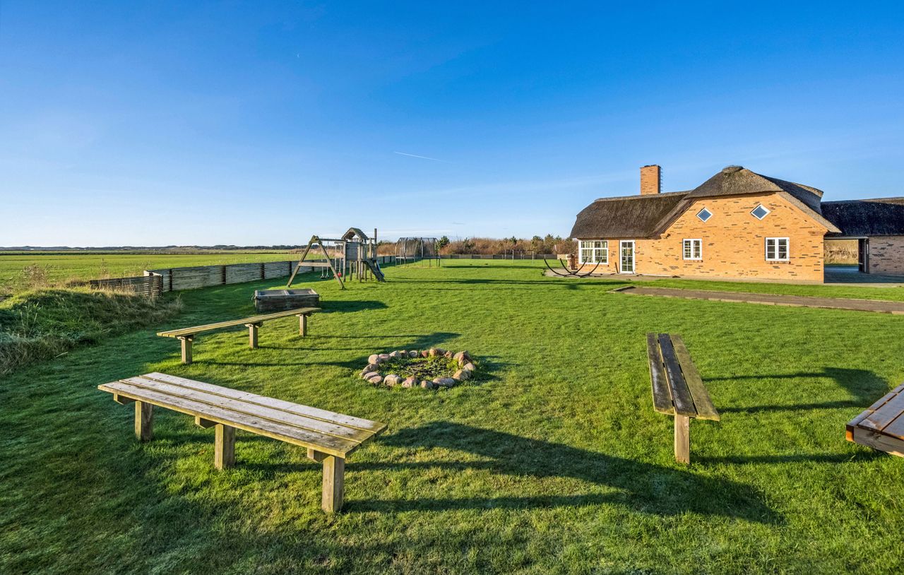 Ejendomsbillede 2 af 32