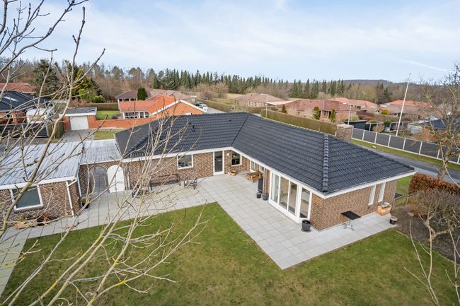 Athenevej 11,  Villa