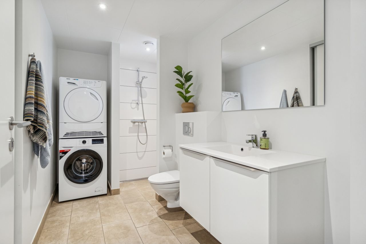 Ejendomsbillede 3 af 21