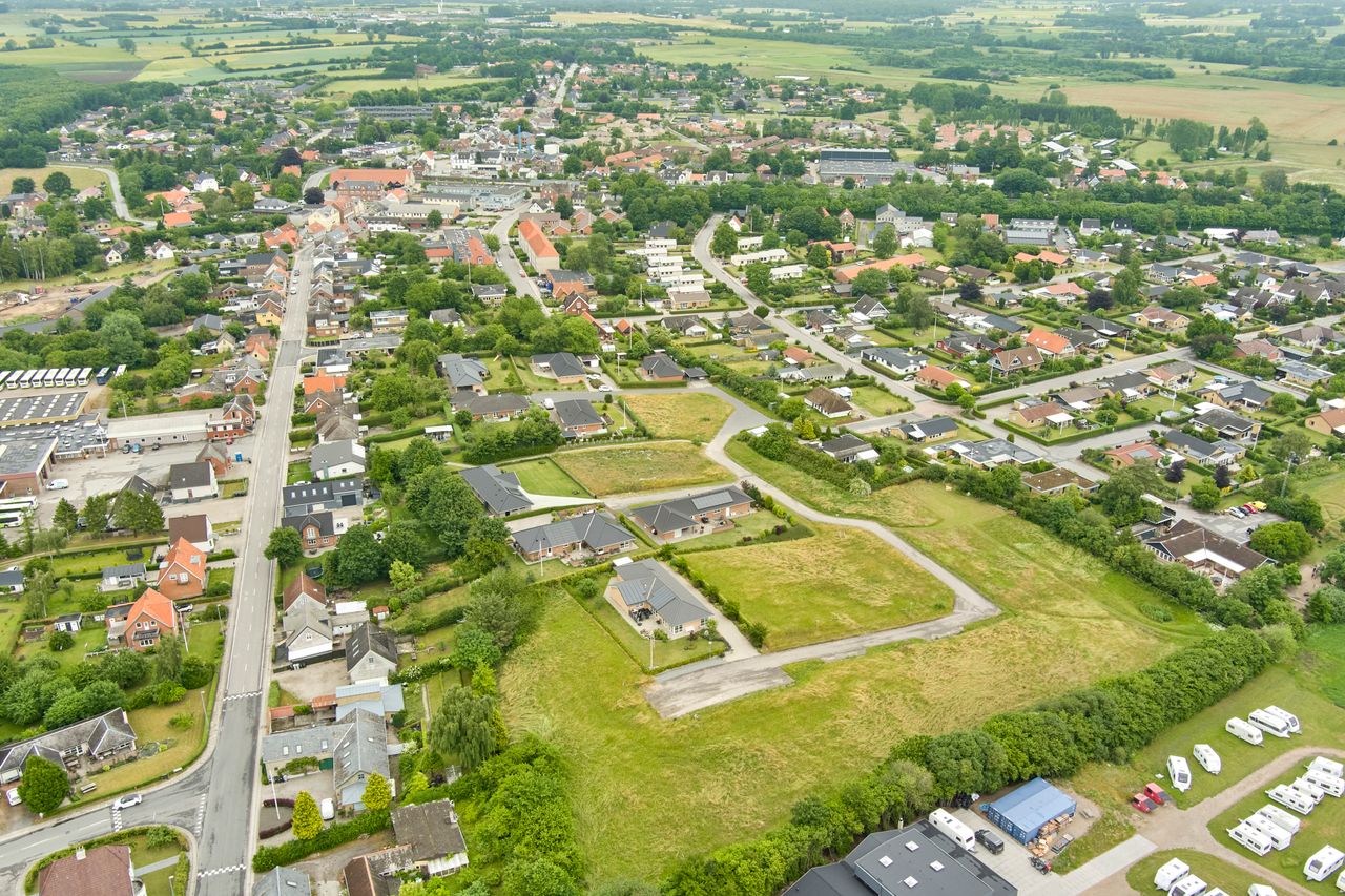 Ejendomsbillede 3 af 8