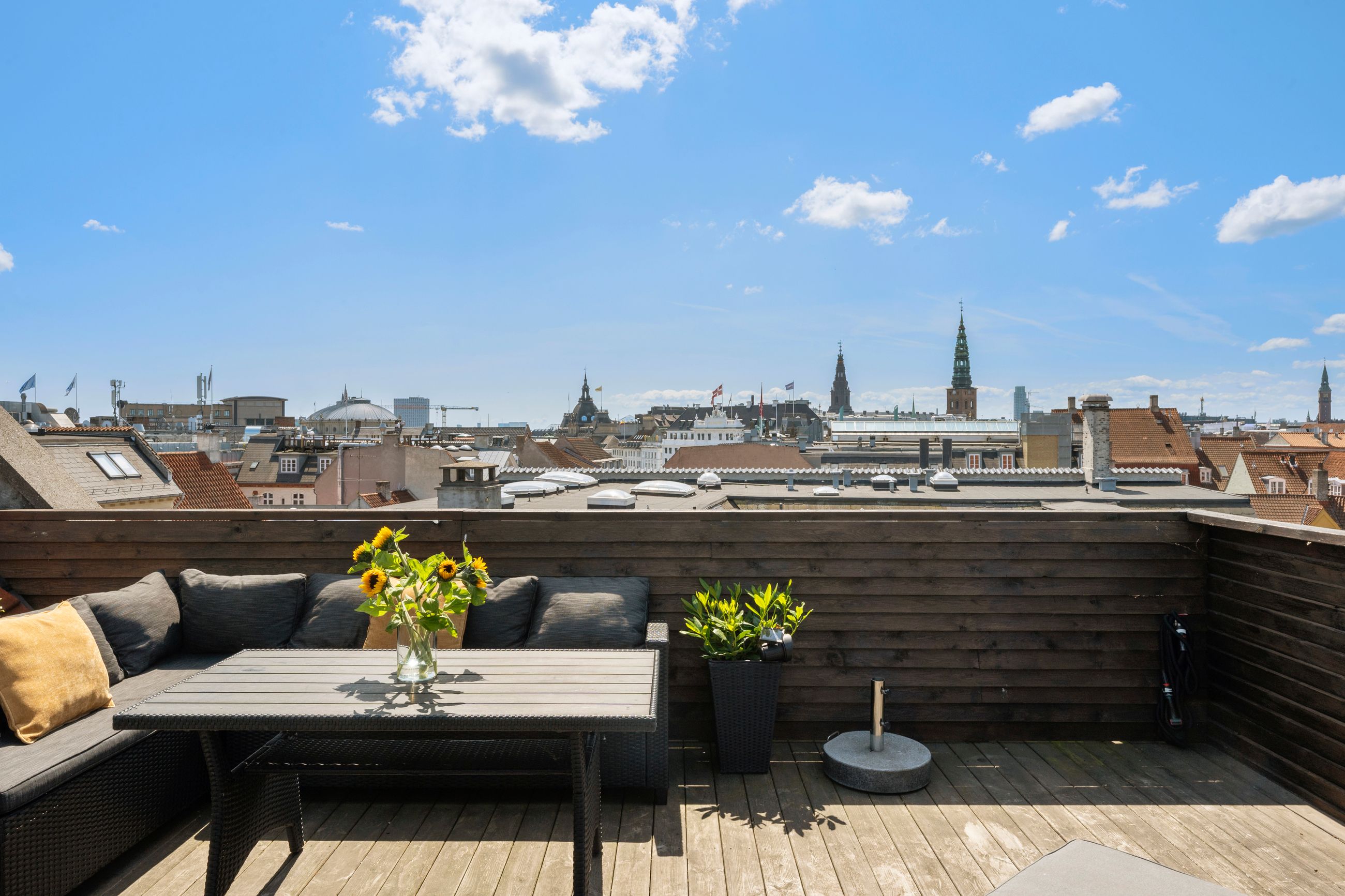 Store Kongensgade 23, 4, København K - Ejendommen