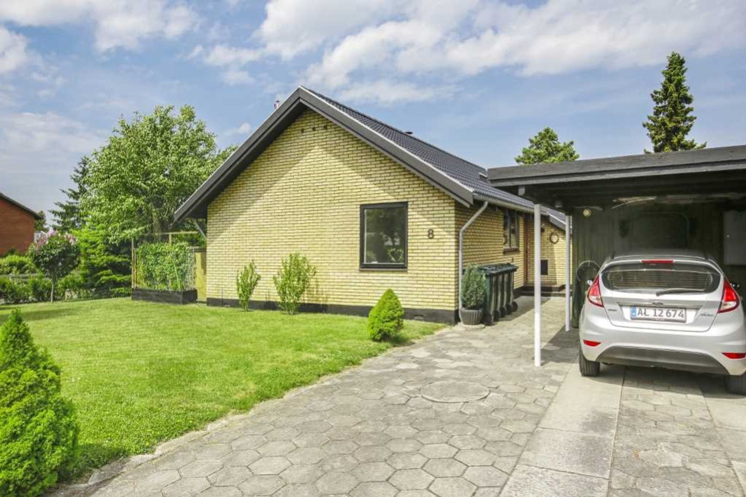 Humlemarksvej 8 Villa