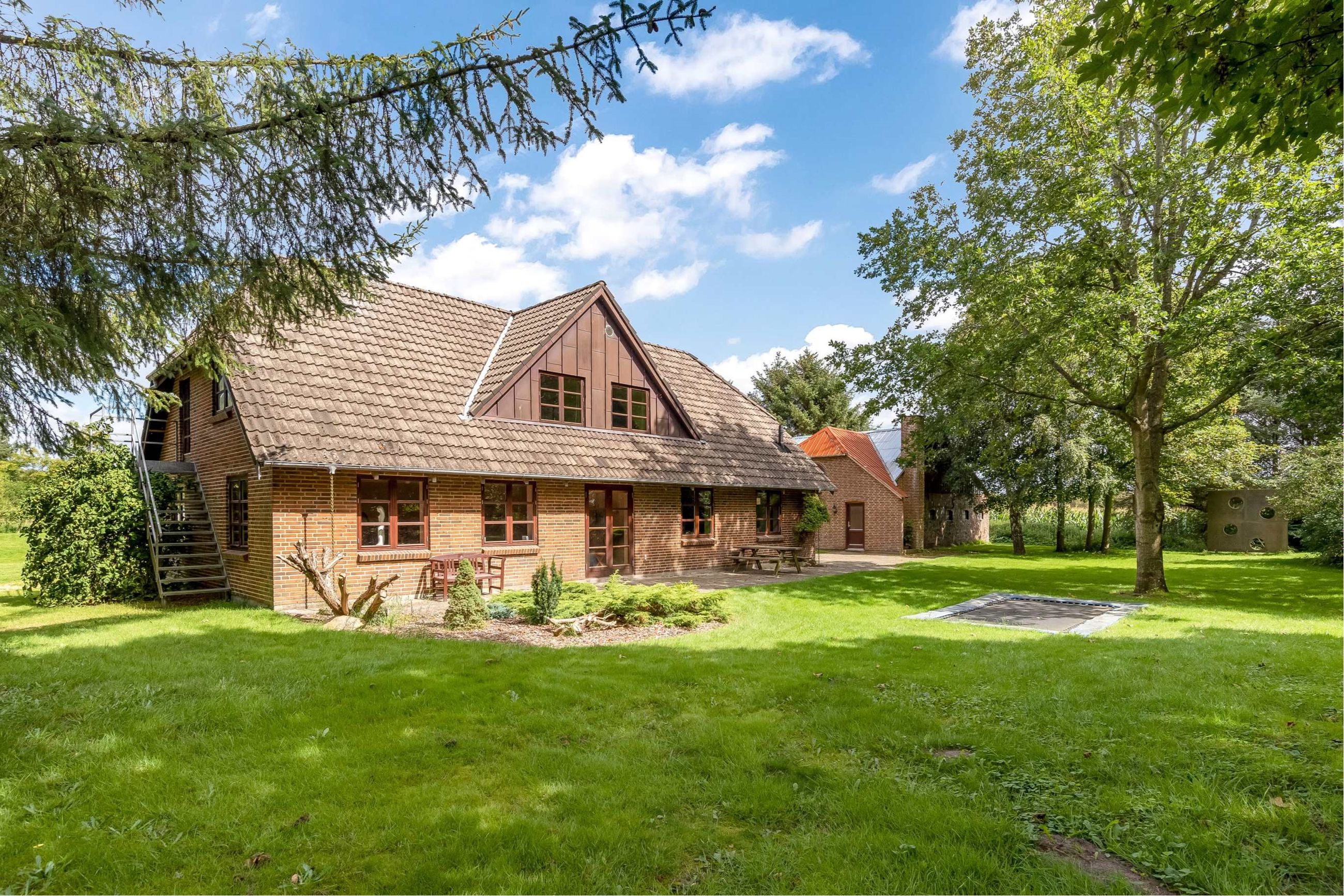 Tim Kirkevej 38,  Villa