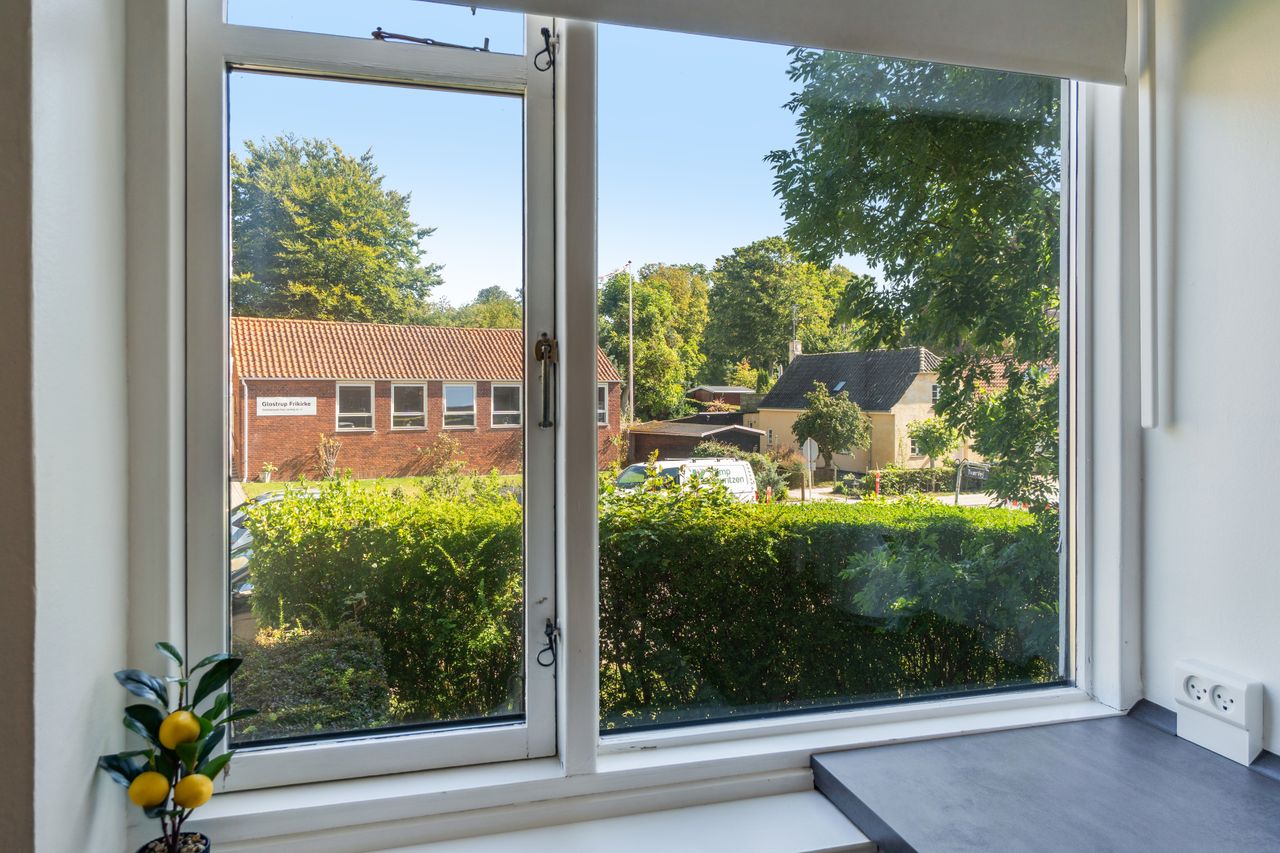 Ejendomsbillede 2 af 24