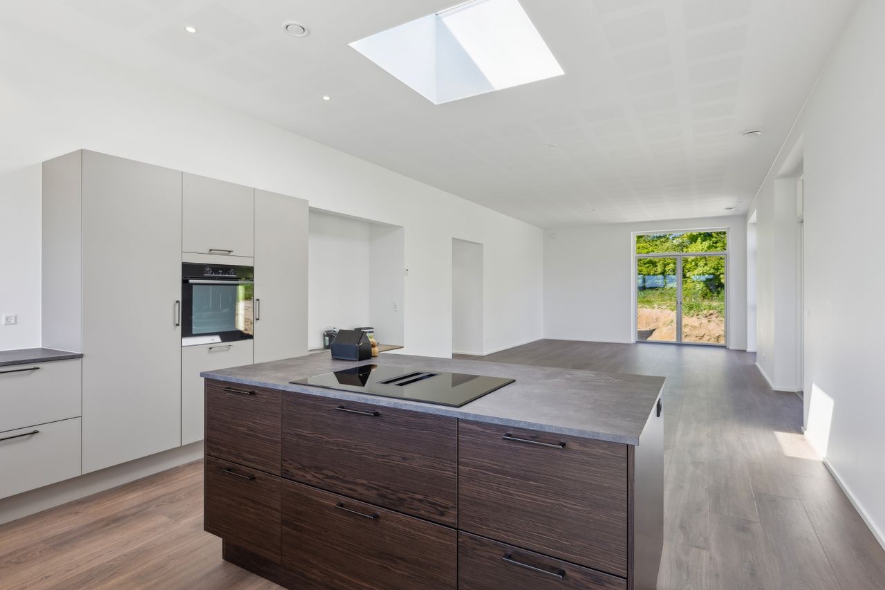 Ejendomsbillede 3 af 28