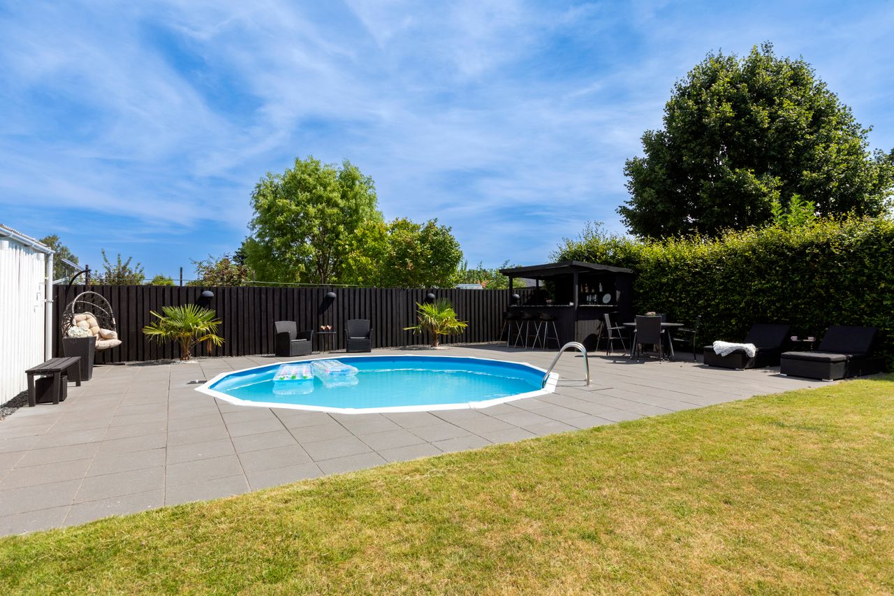 Ejendomsbillede 3 af 33