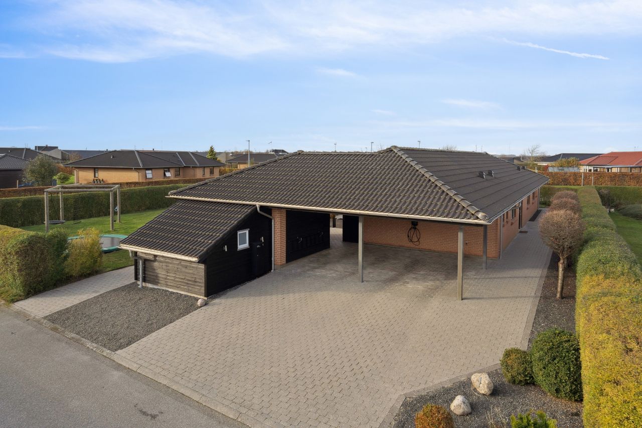 Ejendomsbillede 2 af 26