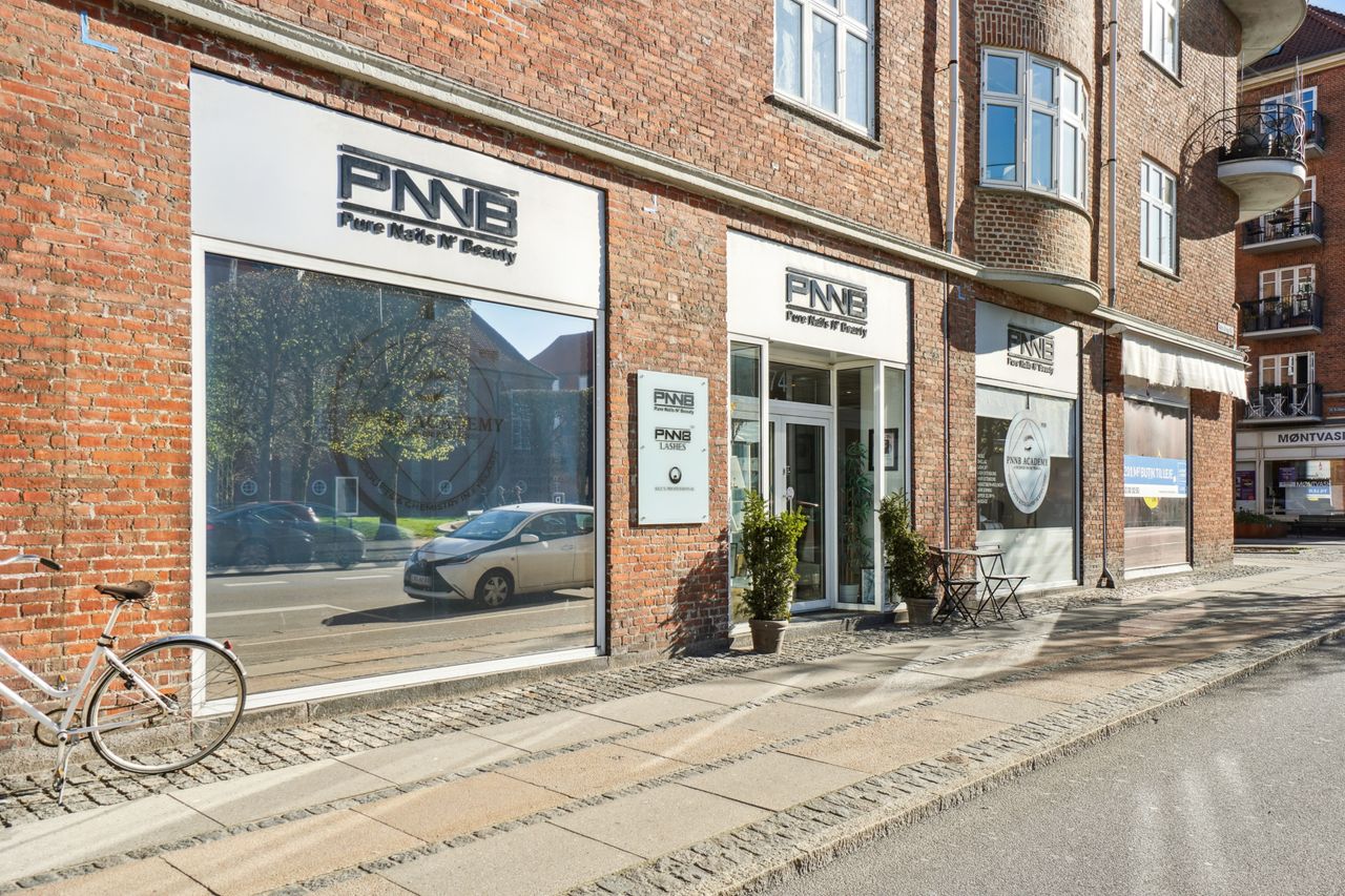 Ejendomsbillede 3 af 15