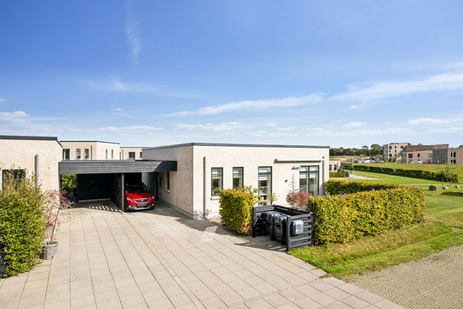 Munksbakke 24,  Villa