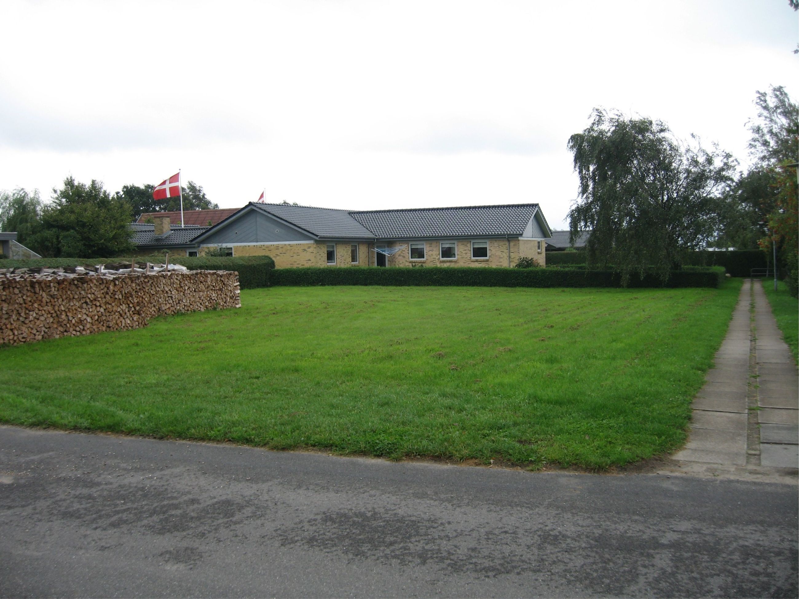 Vestergade 11, Strandby Grund