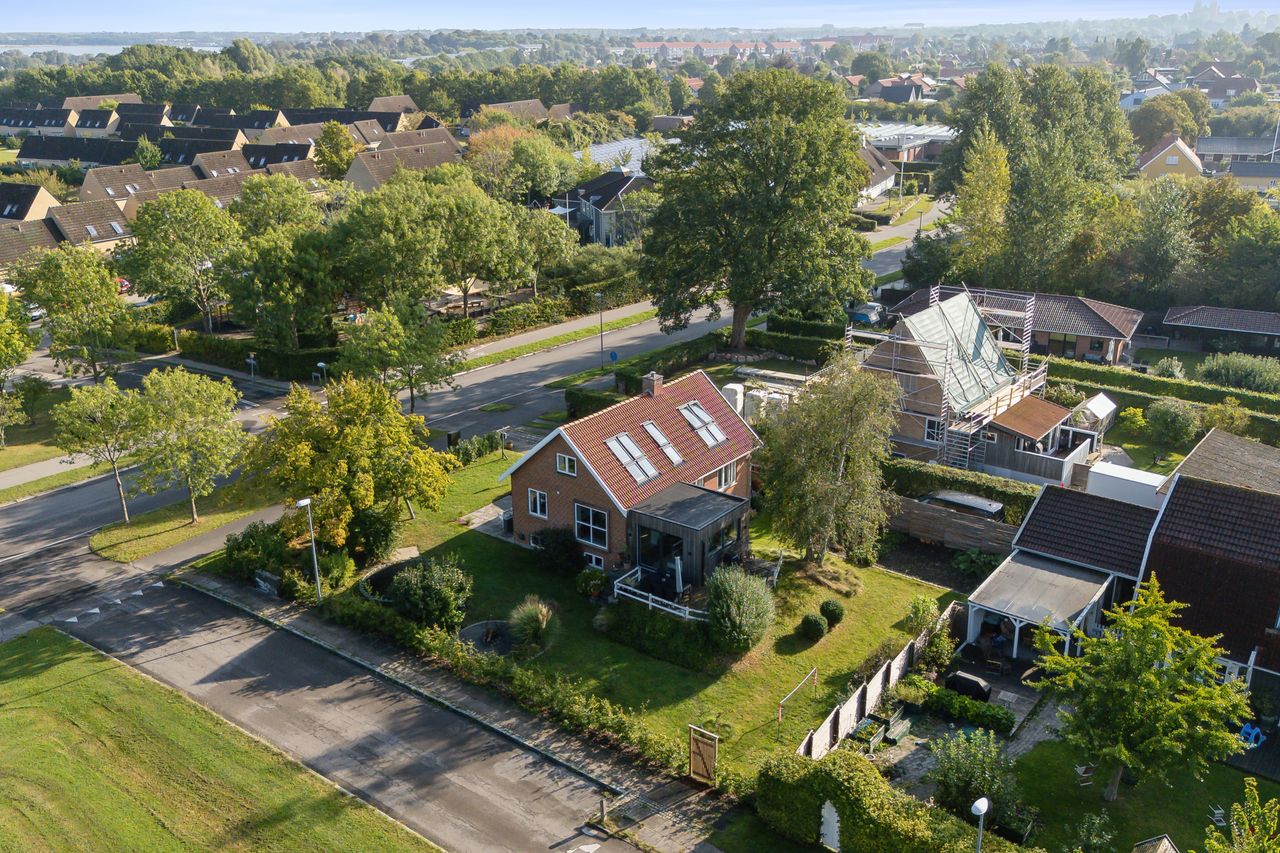 Ejendomsbillede 2 af 36