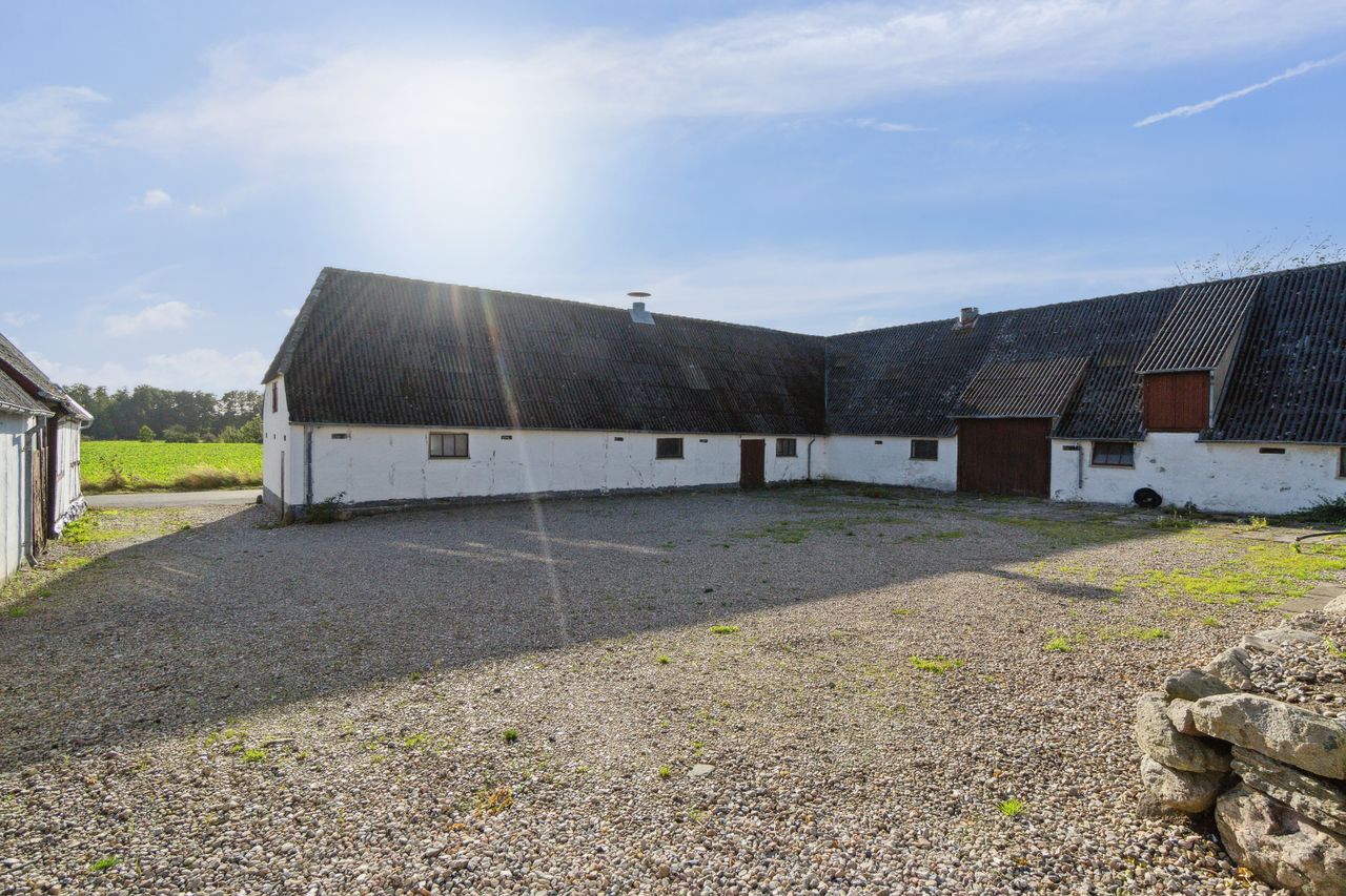 Ejendomsbillede 3 af 30