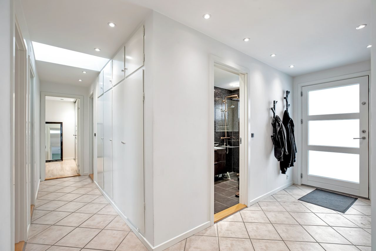 Ejendomsbillede 2 af 23