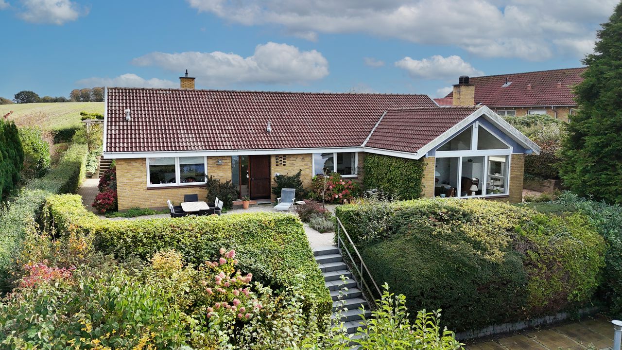 Ejendomsbillede 3 af 22