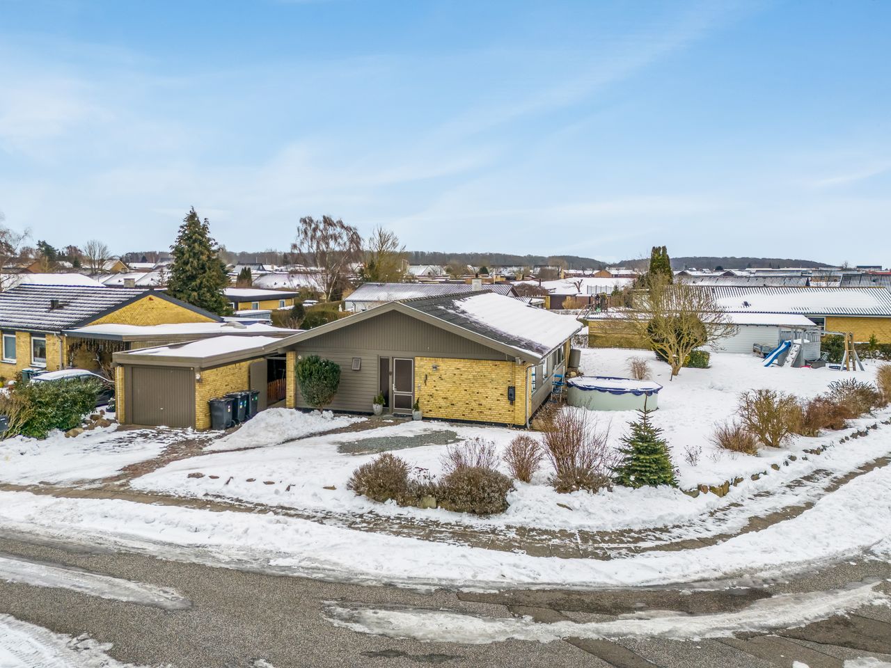 Ejendomsbillede 3 af 35