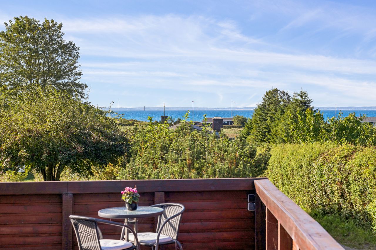 Ejendomsbillede 3 af 18