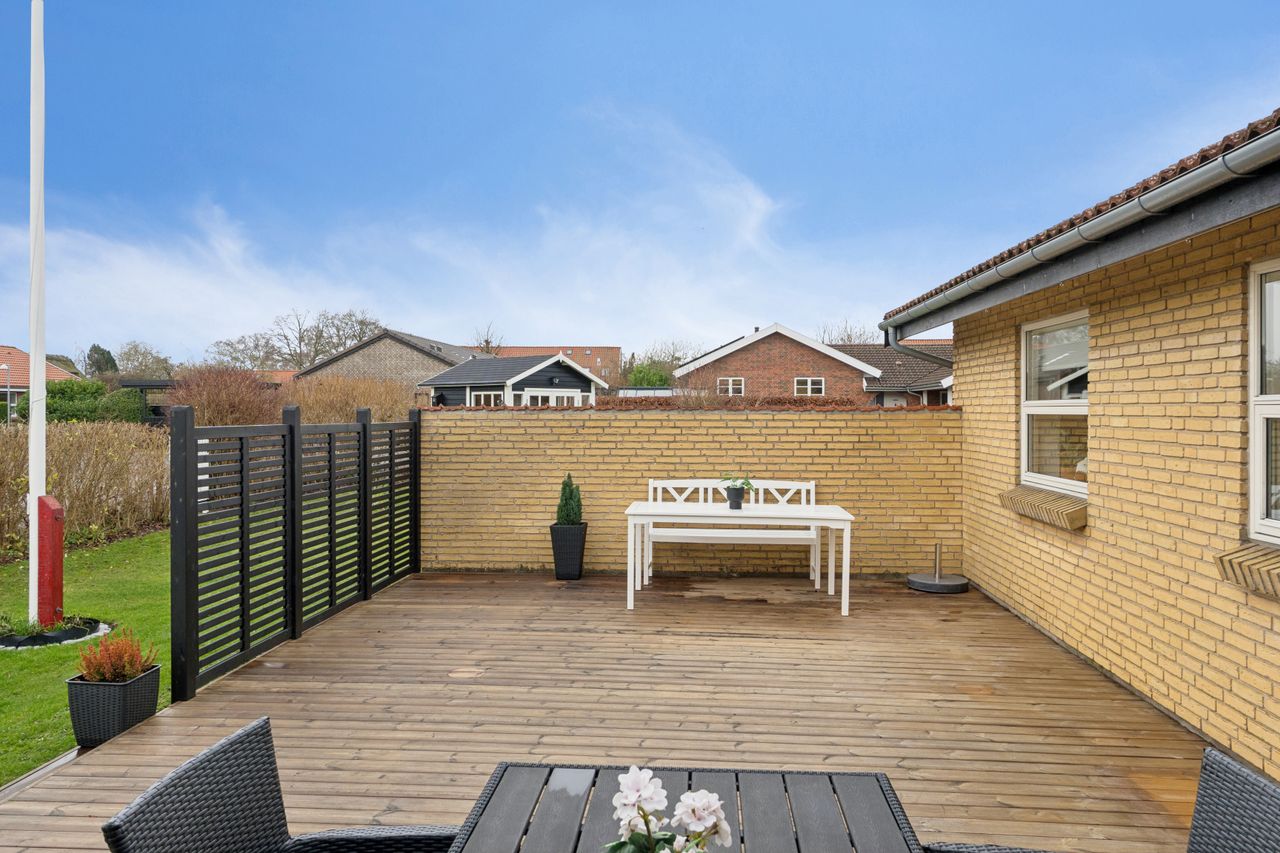 Ejendomsbillede 2 af 33