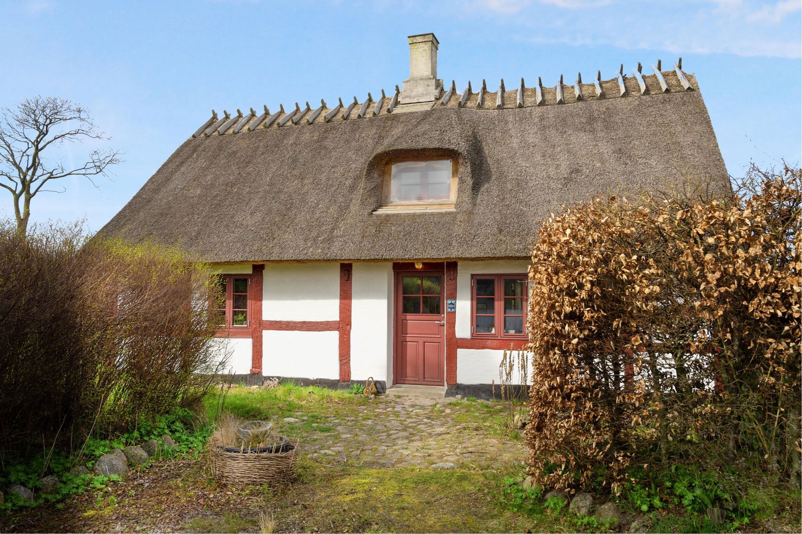 Næstelsø Præstemark 6, Næstelsø Villa