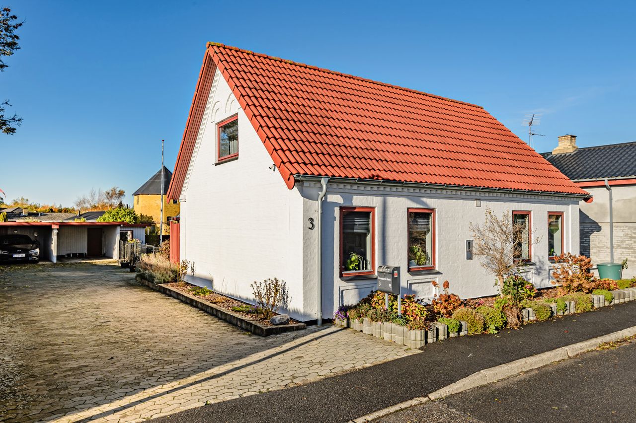 Ejendomsbillede 2 af 36