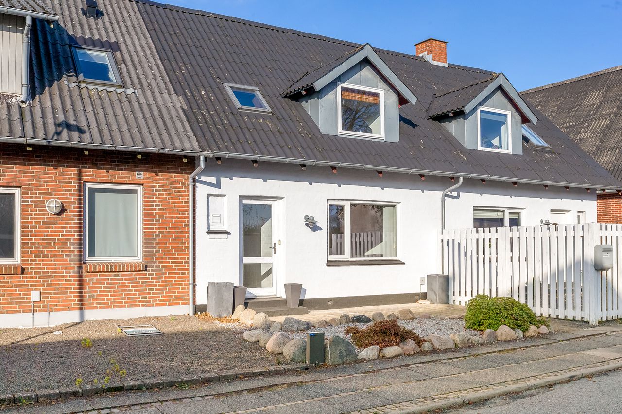 Ejendomsbillede 2 af 27