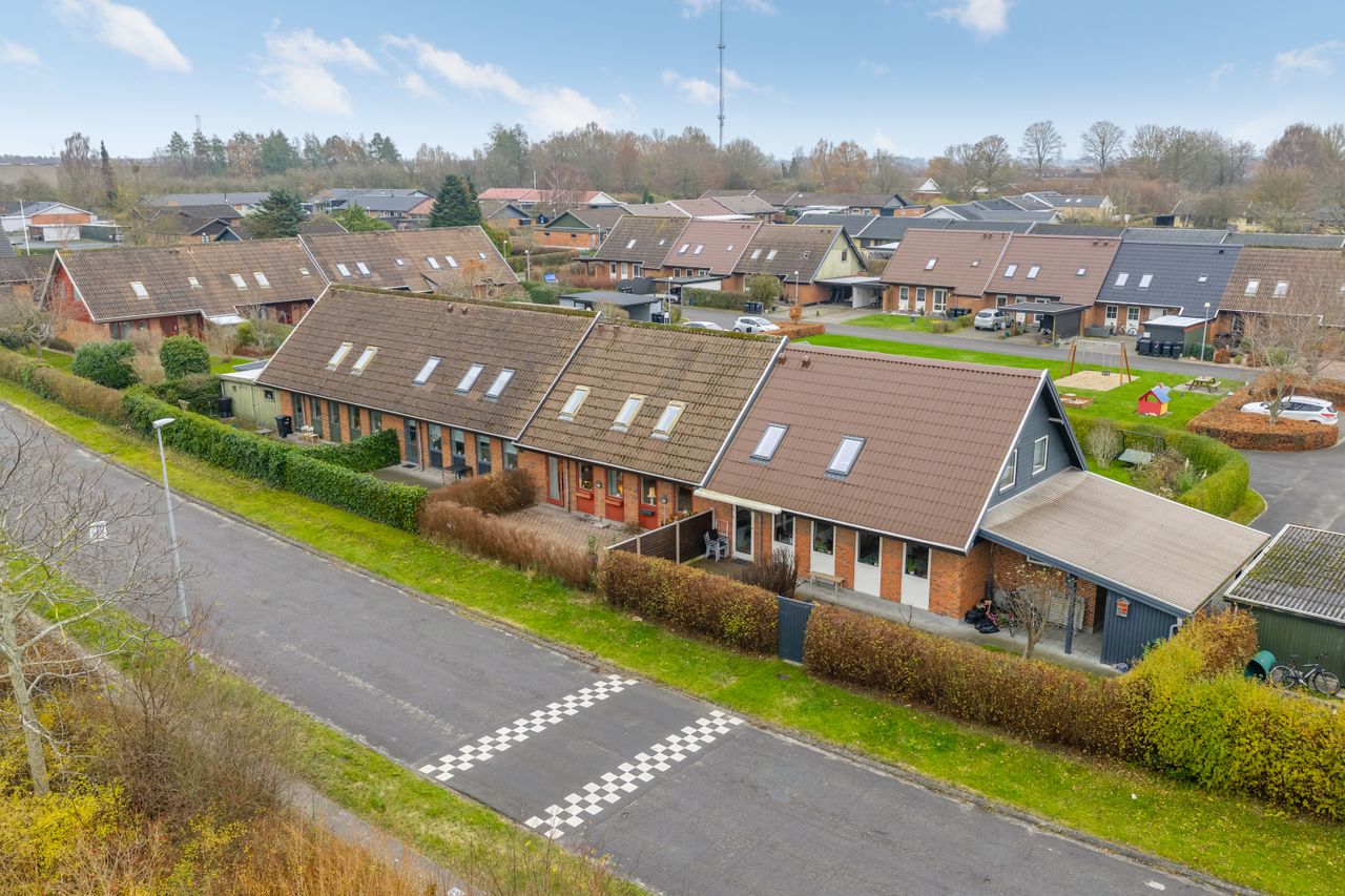 Ejendomsbillede 2 af 38