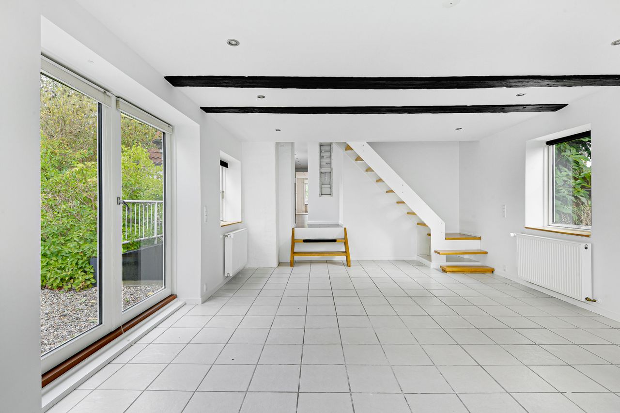 Ejendomsbillede 2 af 38