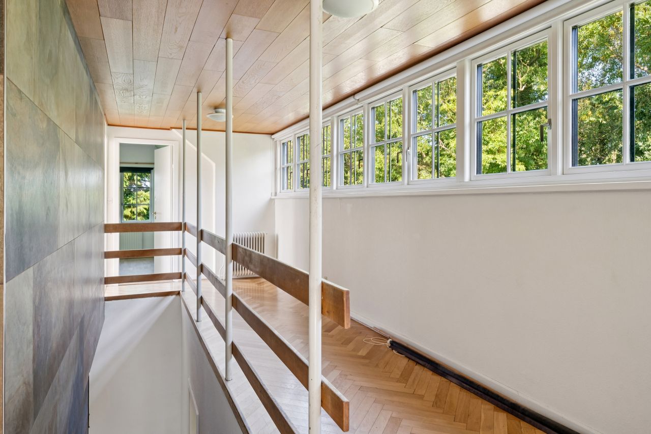 Ejendomsbillede 2 af 25