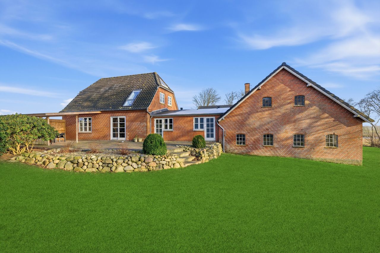 Ejendomsbillede 3 af 27