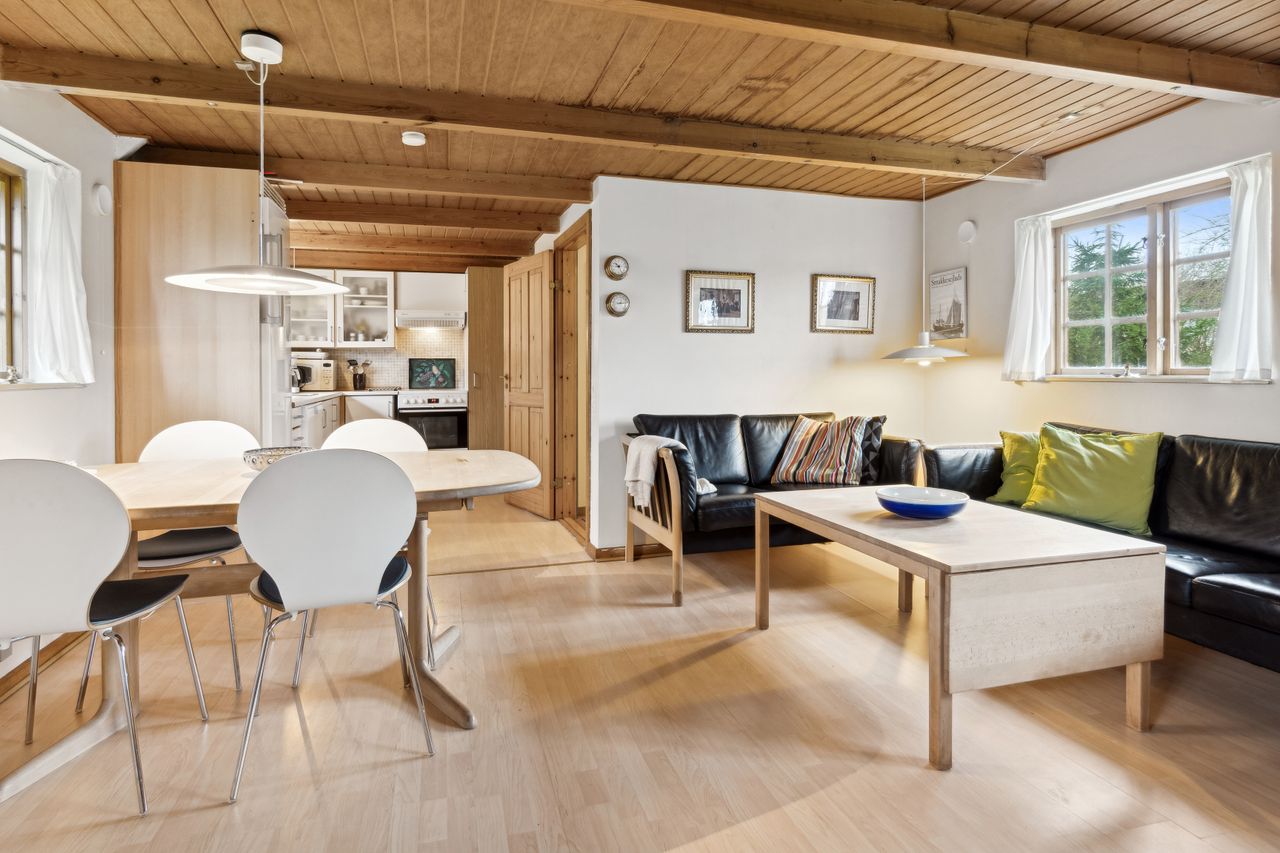 Ejendomsbillede 2 af 24