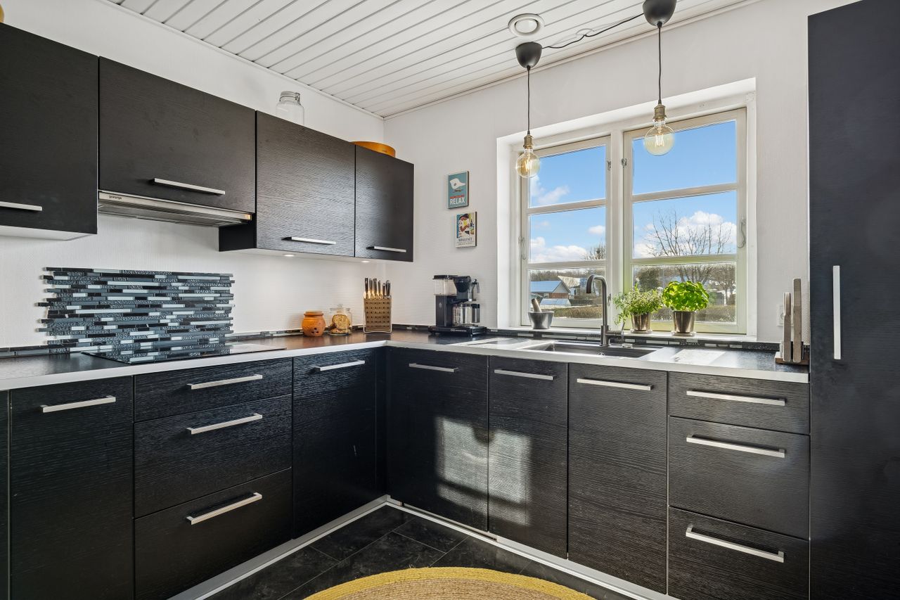 Ejendomsbillede 3 af 29