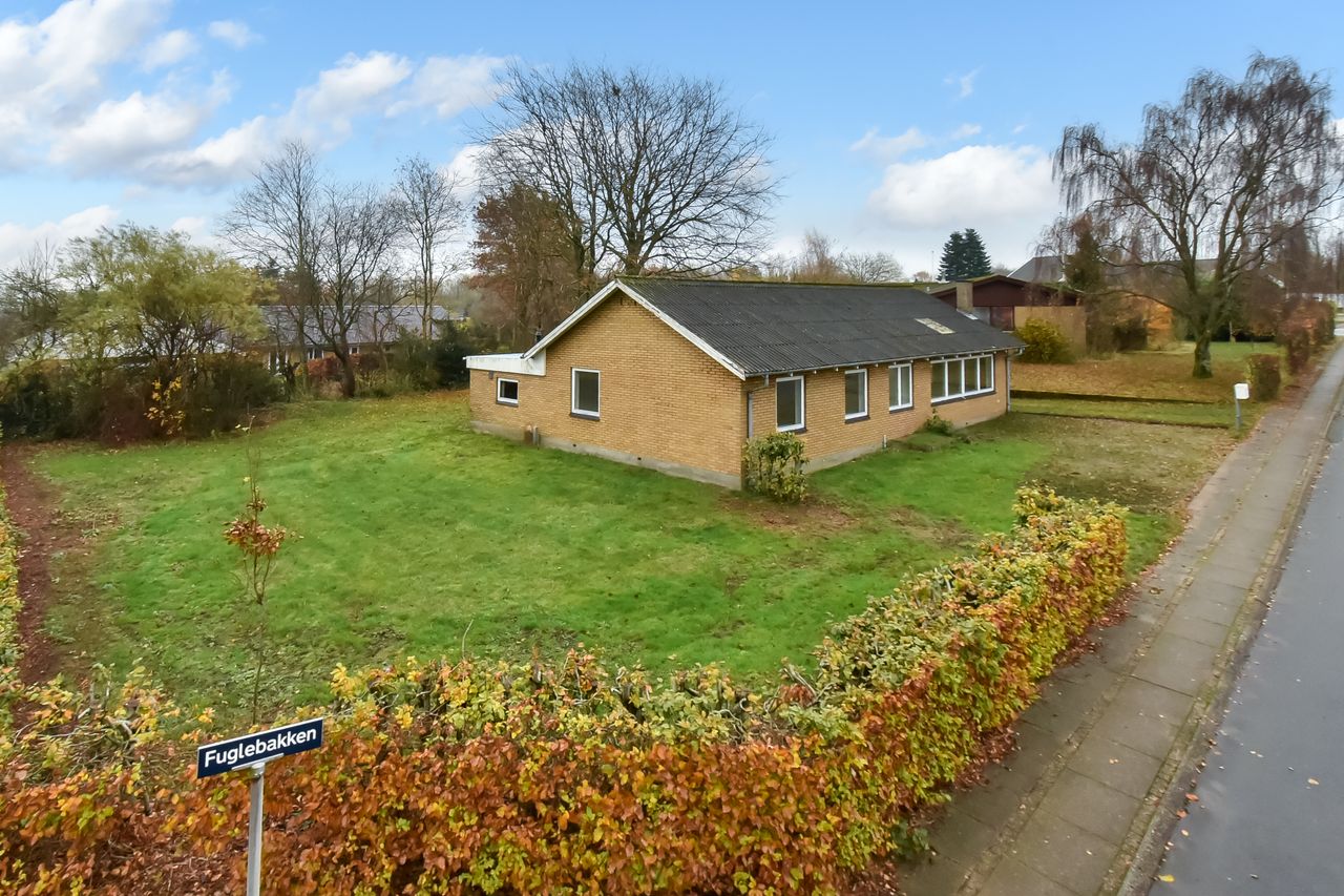 Ejendomsbillede 2 af 27