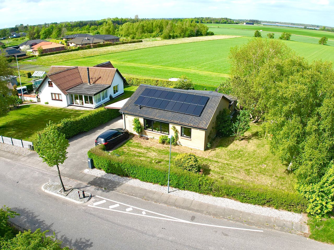 Ejendomsbillede 3 af 42