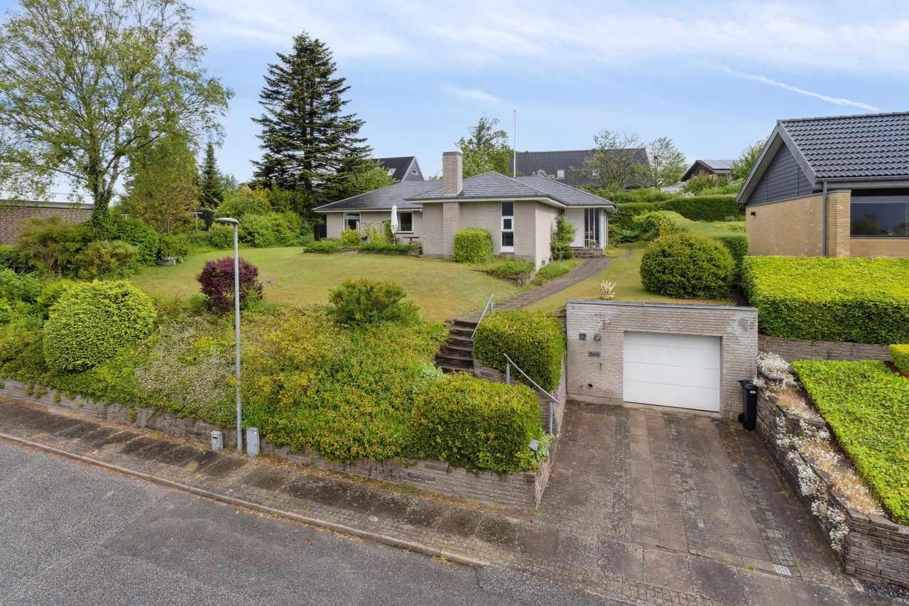 Ejendomsbillede 2 af 27