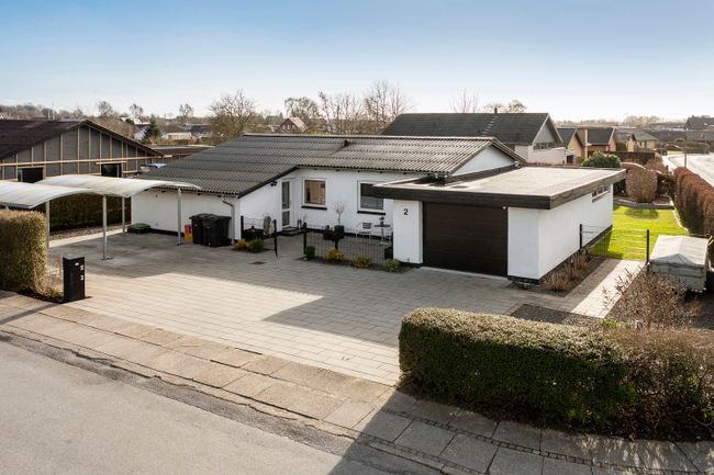 Østergårdsvej 2,  Brejning