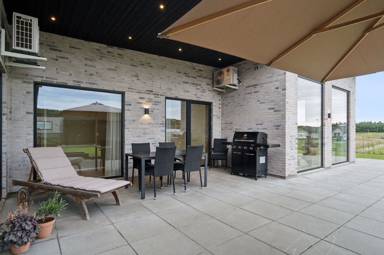 Ejendomsbillede 2 af 31