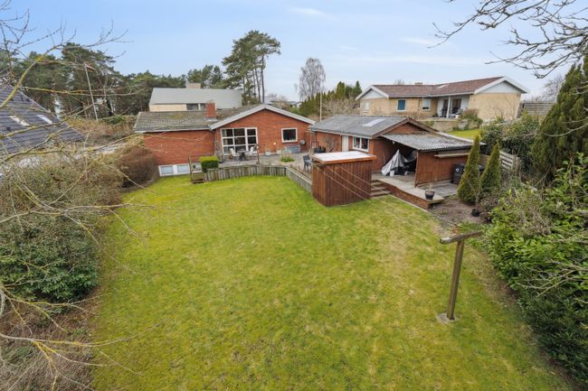 Solhøjsvej 54,  Villa