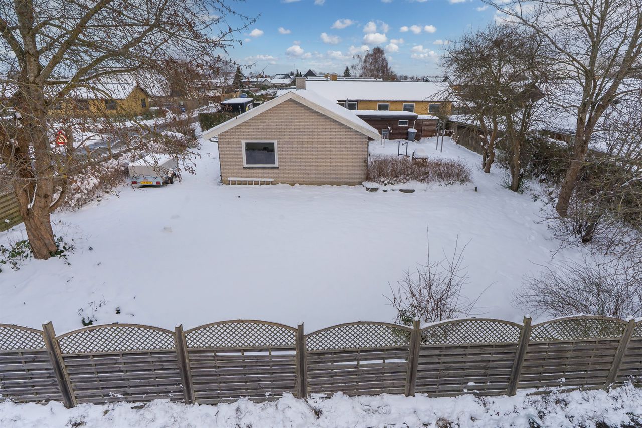 Ejendomsbillede 2 af 24