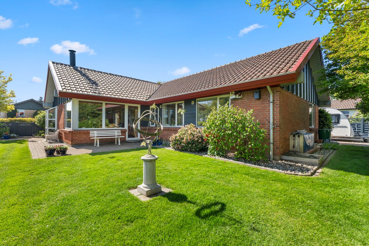 Ejendomsbillede 2 af 30