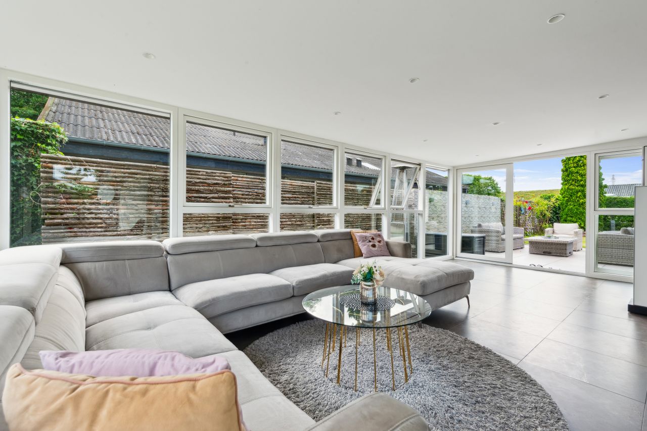 Ejendomsbillede 3 af 18