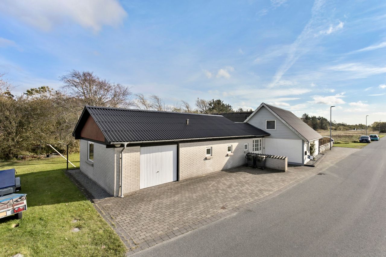 Ejendomsbillede 3 af 27