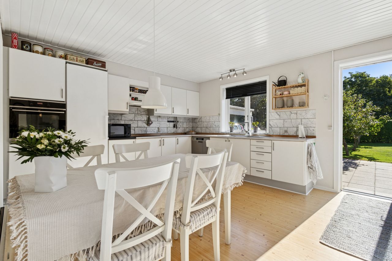 Ejendomsbillede 3 af 28