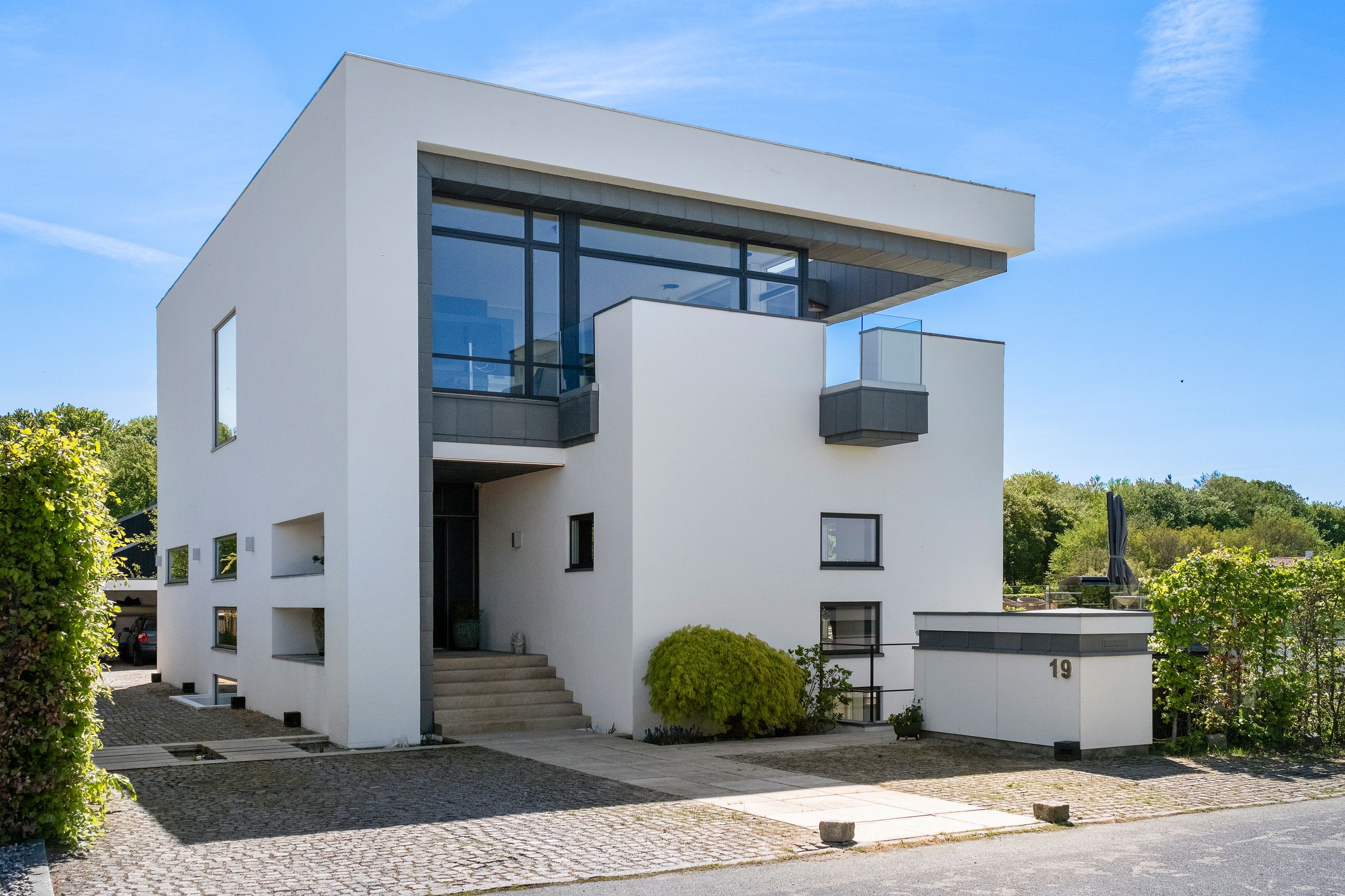 Højagervej 19, Skodsborg - Ejendommen
