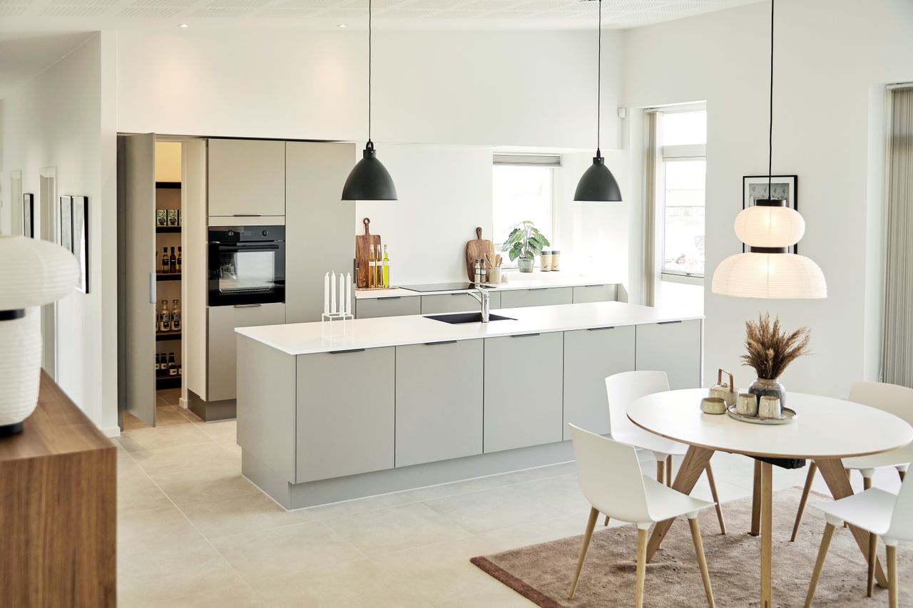 Ejendomsbillede 3 af 18