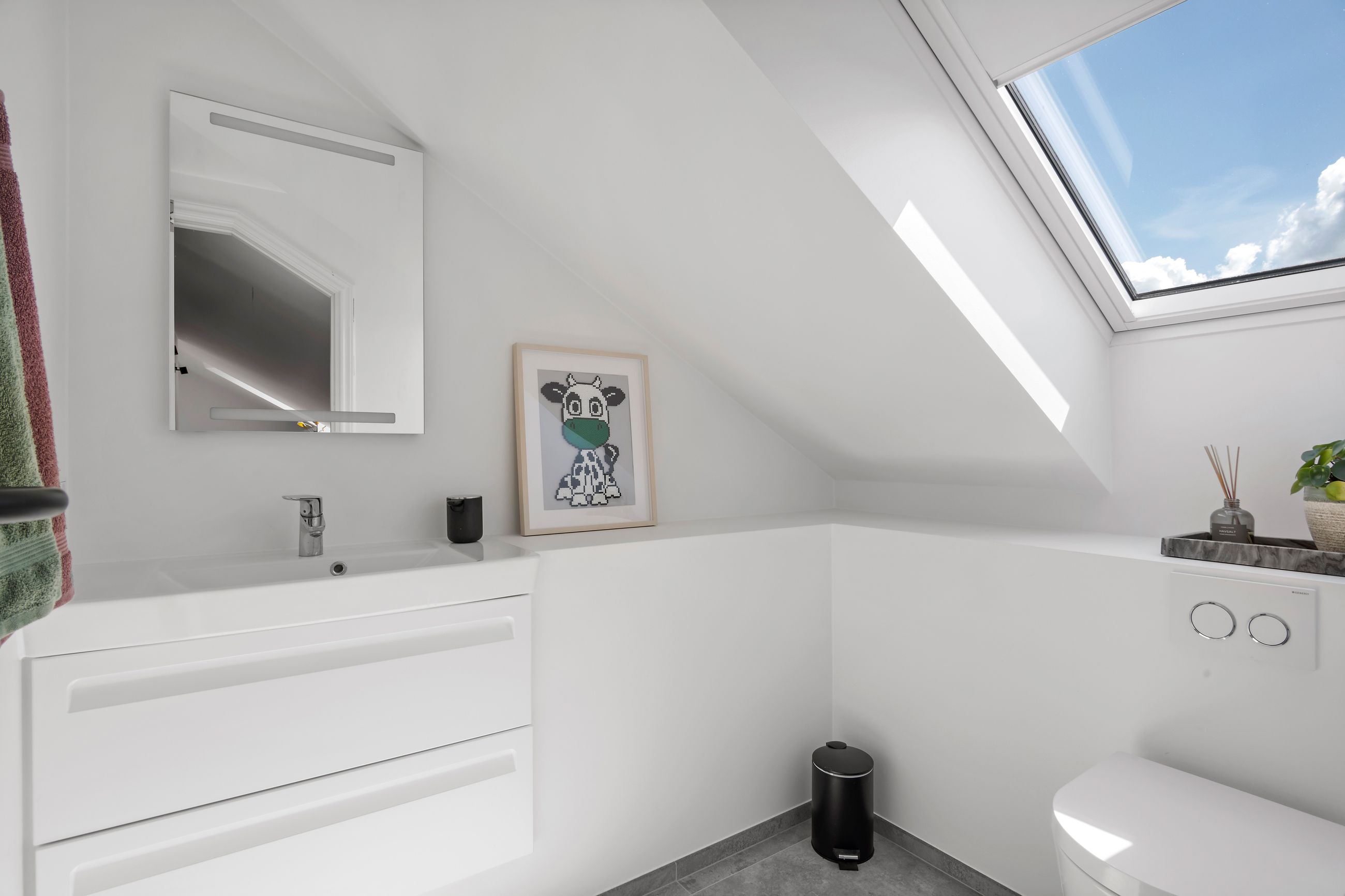 Tjørnevangen 9, Kirke Hyllinge - 19-Toilet.jpg