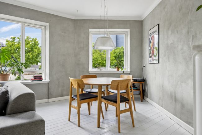 Brydes Allé 17, st. tv