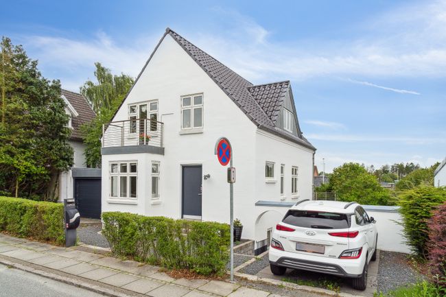 Hamphøjvej 6,  Villa