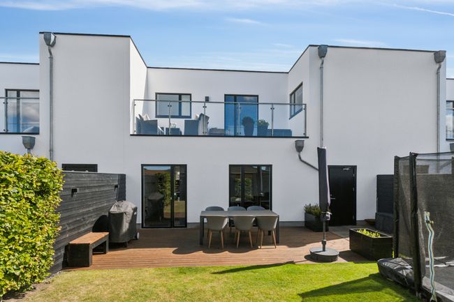 Nielsmindevej 11B,  Rækkehus