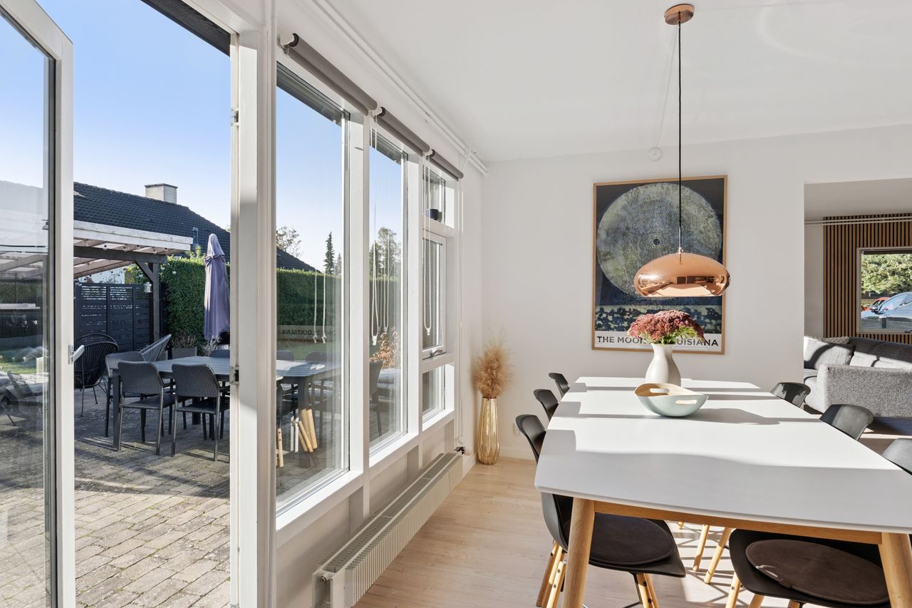 Ejendomsbillede 3 af 27