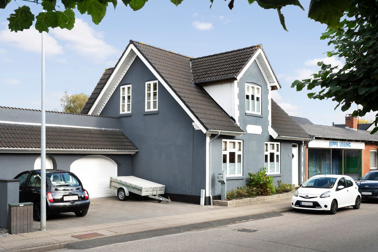 Ejendomsbillede 2 af 37